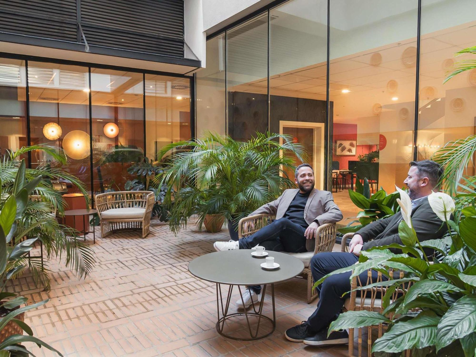 Ibis Styles Sevilla City Santa Justa Extérieur photo